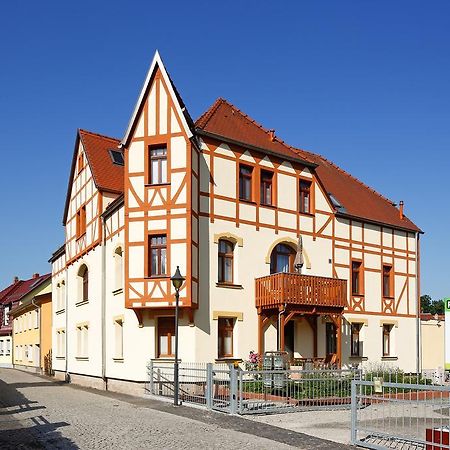 Ferienwohnung Morgensonne Am Kurpark Bad Berka - Parkplatz - Spielplatz - Wlan - 2 Schlafzimmer Rum bild